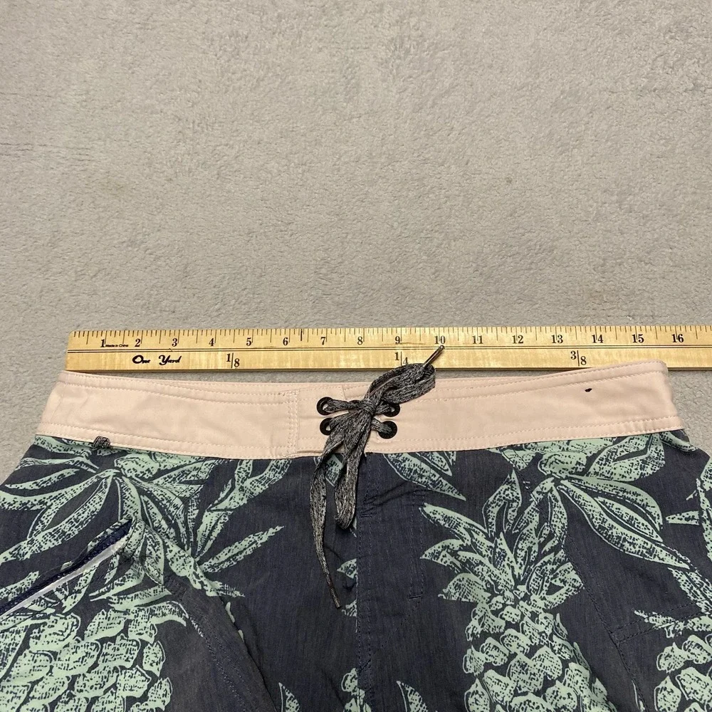 Roark‎ Revival Board Shorts Mens 30 Pineapple Print Savage Unlined Drawstring